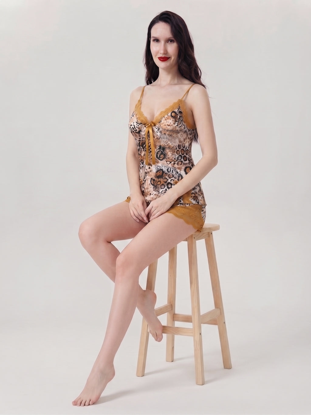 Floral Lace Camisole & Shorts Pajama Set - cheeta